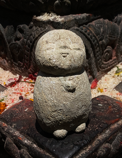 Workshop of Stone sculpture by Matsuzaki Katsuyoshi in Nepal